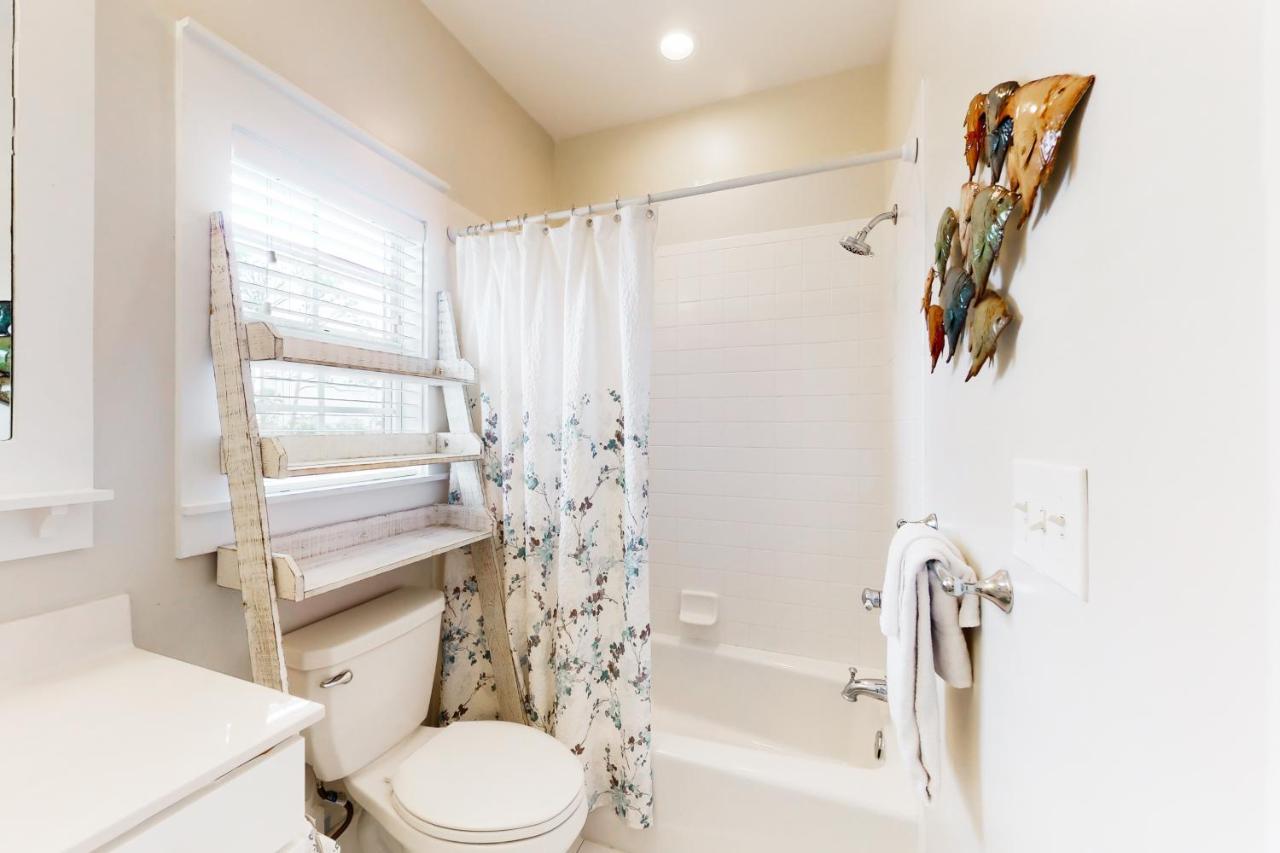 Barefoot Cottages #B8 Jasmine By The Bay Highland View Экстерьер фото